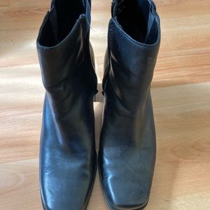 Bass - Sienna Boots